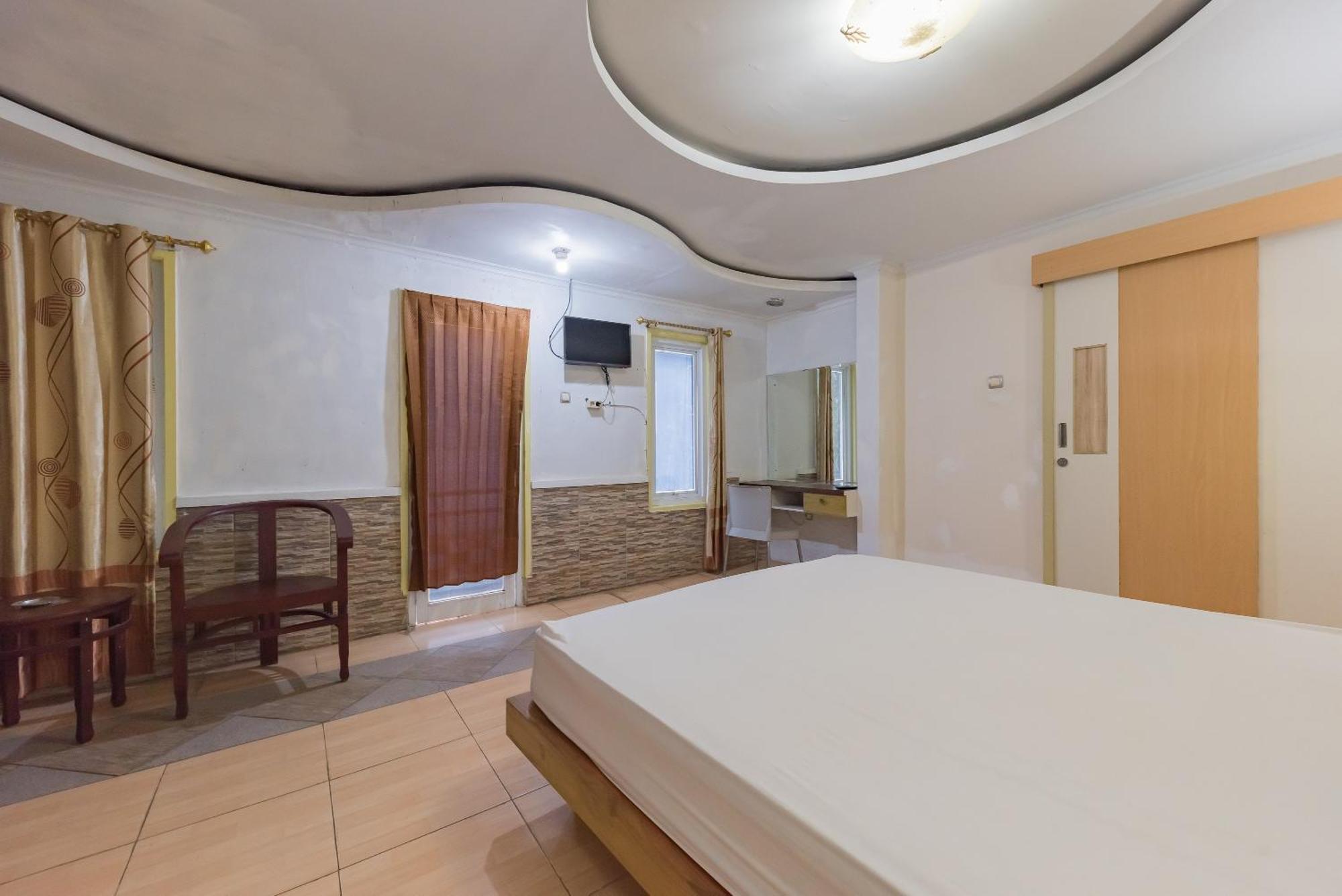 Urbanview Hotel Anggrek Puncak By Reddoorz Cianjur Bagian luar foto